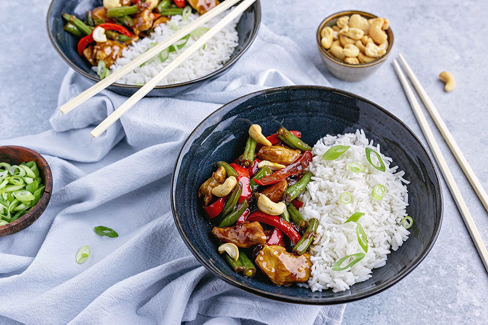 Kip Siam Met Sperziebonen