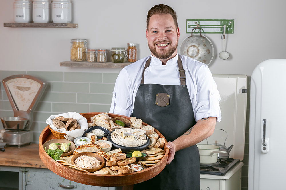 Ritchie Eatertainer Met Kruidenboterplank