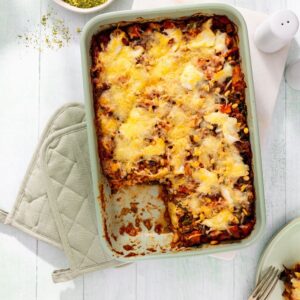 Lasagne met zoete aardappel, spinazie en pijnboompitten