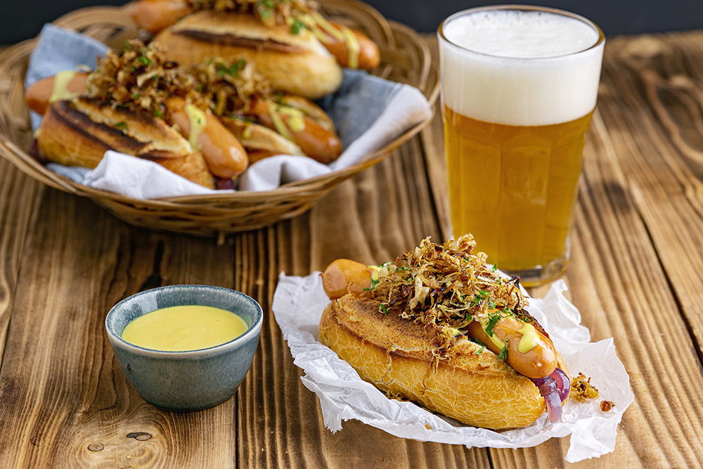 Oktoberfest Hotdog Met Krokante Zuurkool