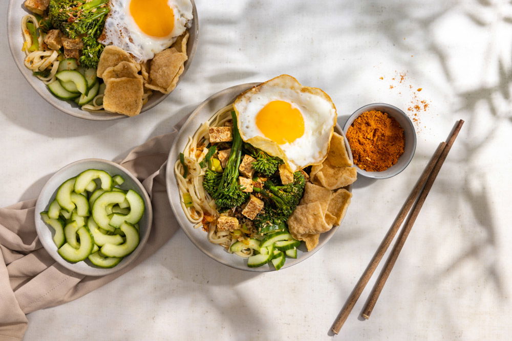 Vega Crunchy Bami Met Krokante Tofu En Krokant Gebakken Ei