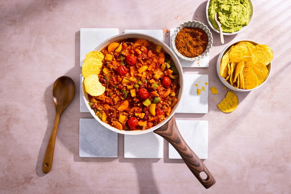 Chili Sin Carne Met Nacho’s En Guacamole