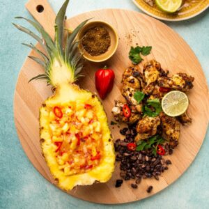 Jamaican Jerk kipdrumsticks met ananassalsa en kokosrijst
