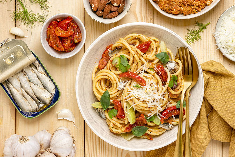 Bucatini pasta Siciliana