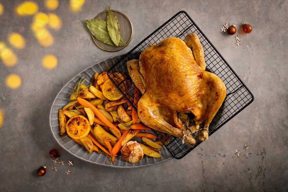 EV Laurierblad Hele Gevulde Kip Met Geroosterde Bospeen En Aardappelpartjes (2)