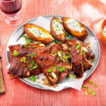 Gemarineerde spareribs met zoete aardappel
