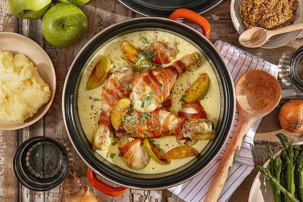 Kip Normandië Met Aardappelpuree En Groene Asperges