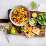 Curry tandoori met jackfruit en naanbrood