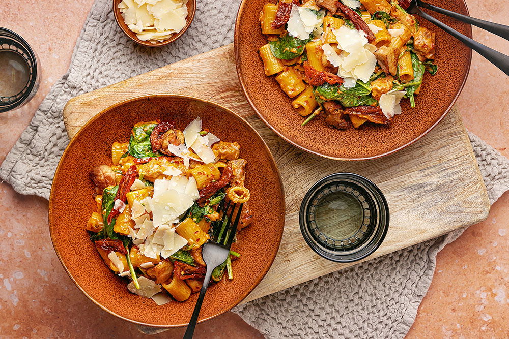 Pittige Toscaanse pasta met kip