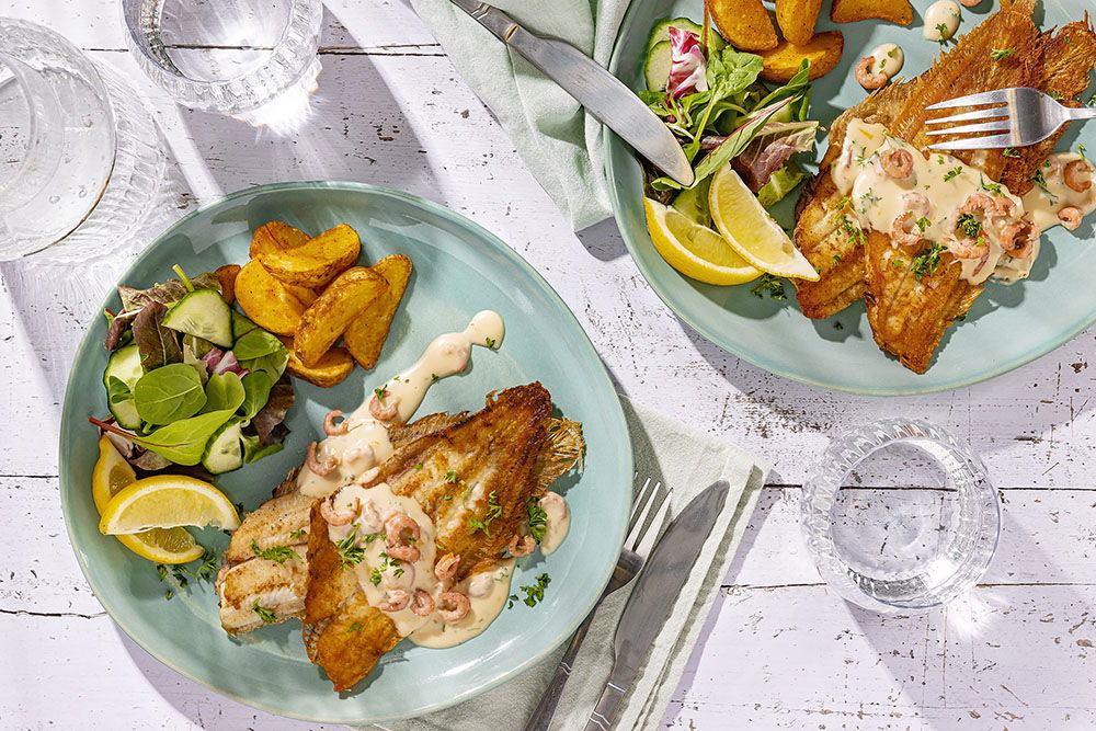 Sliptong met witte wijnsaus en Hollandse garnalen