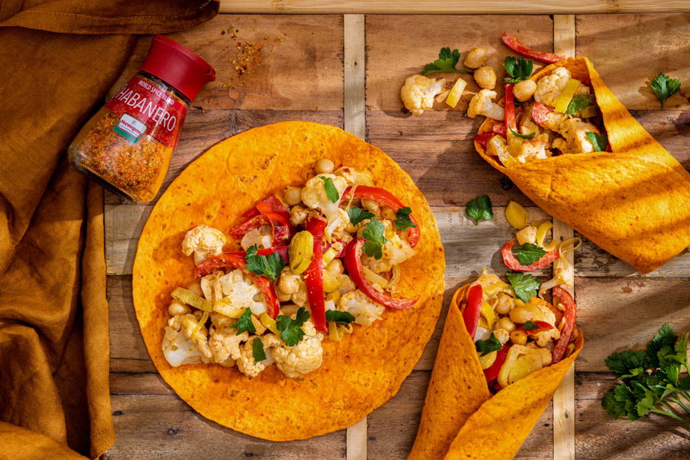 WSB Habanero Paprika Tortilla’s Gevuld Met Rode Paprika En Kikkererwten (2)