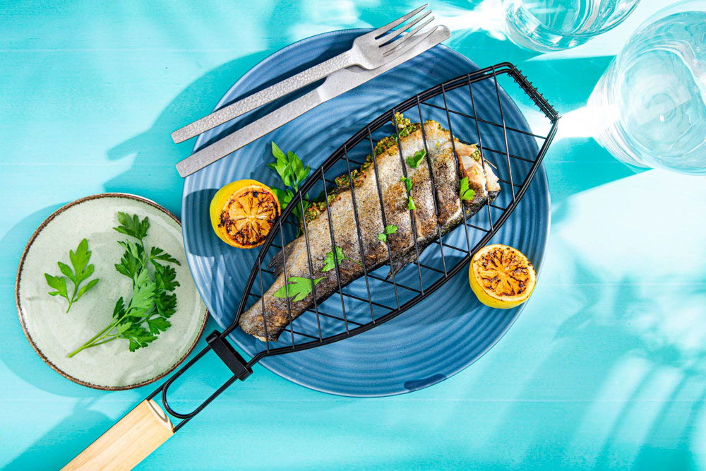 Gevulde Forel Met Grove Mosterd