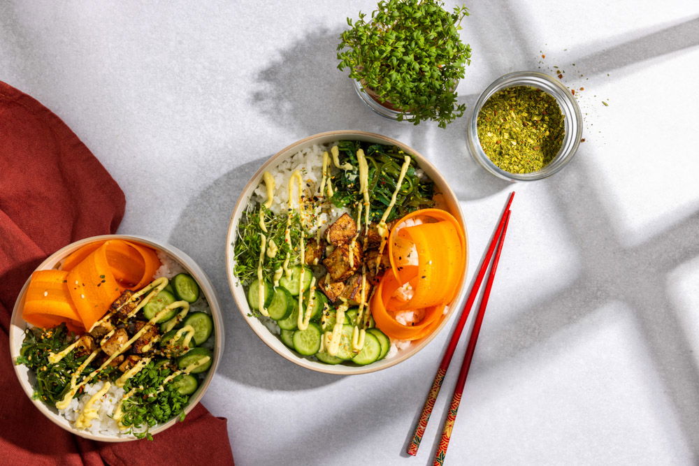 J:\CONTENT\Verstegen\Content creatie 2021-2023\B2C\Opgeleverd aan Verstegen\OSB Oriental Blend voor Poké Bowl - Vega poké bowl met gemarineerde tofu