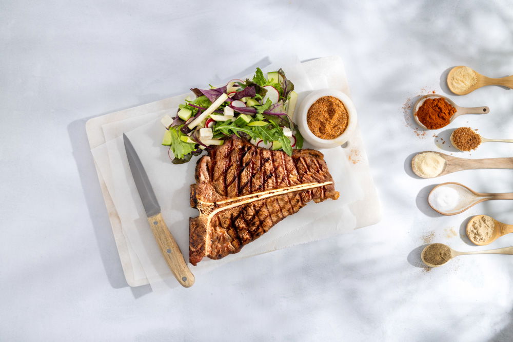 Steak met BBQ rub en frisse salade