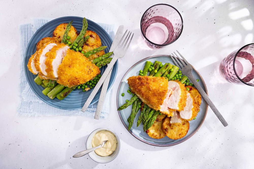 Kipcordonbleu met groene asperges