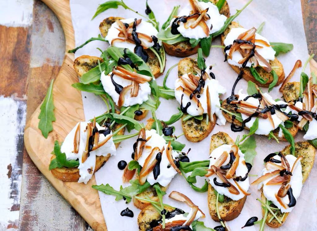 Bruschette Met Dadel En Mozzarella