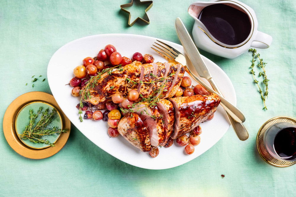 Varkenshaas Met Rode Druiven En Portsaus