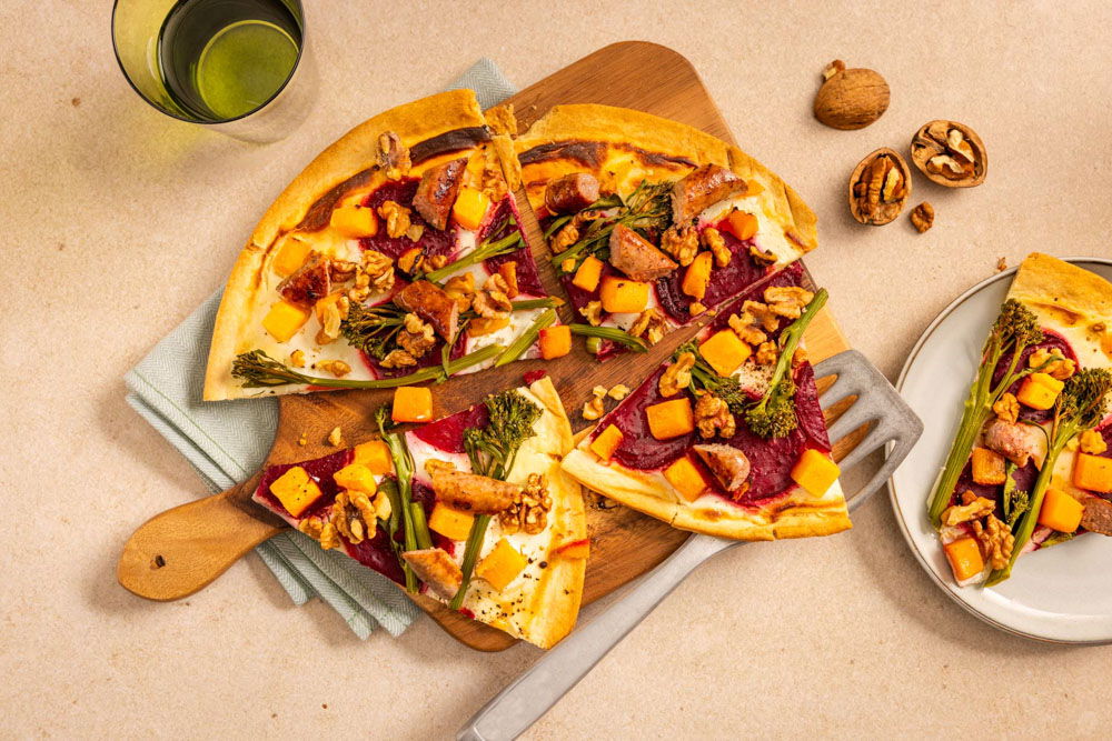 Plaattaart met pompoen en bimi