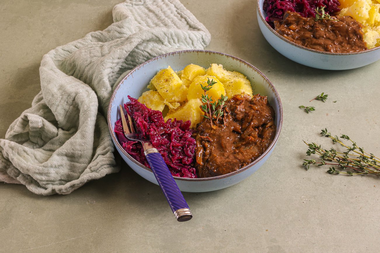 Draadjesvlees Met Aardappelen En Rode Kool 2