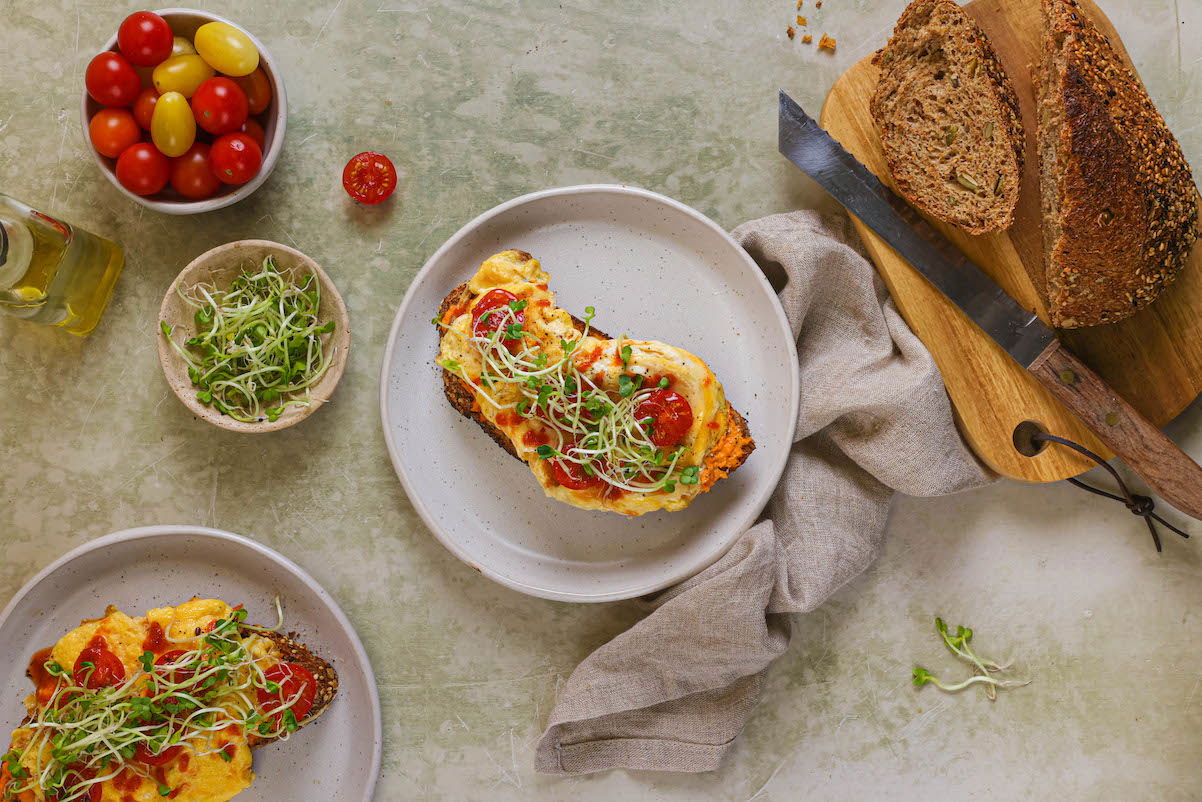 Fluffy scrambled eggs