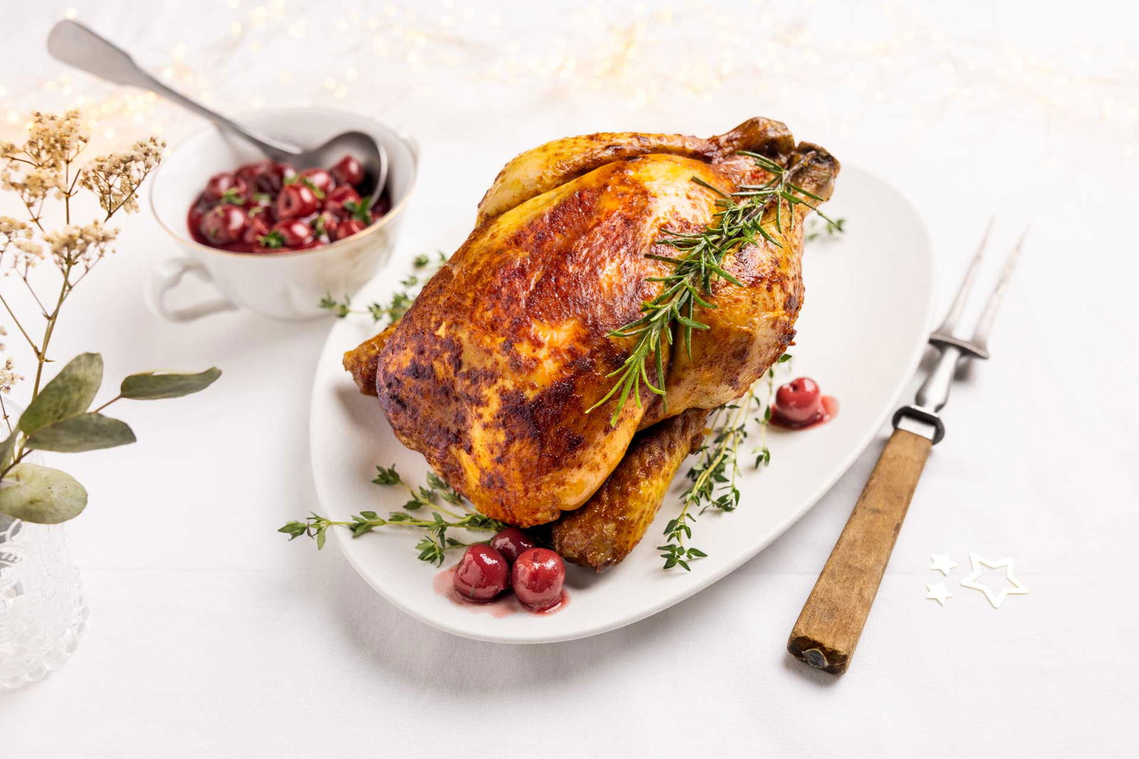 Gevulde Kerstkip Met Kersensaus (1)