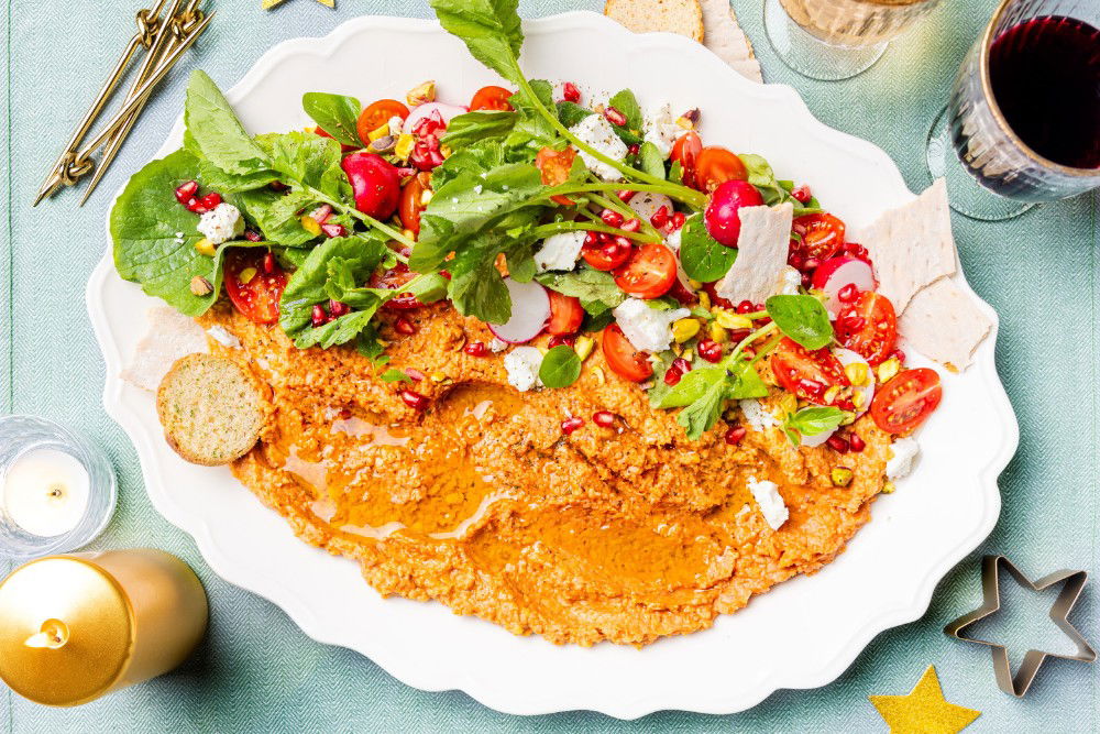 Loaded tomaten hummus