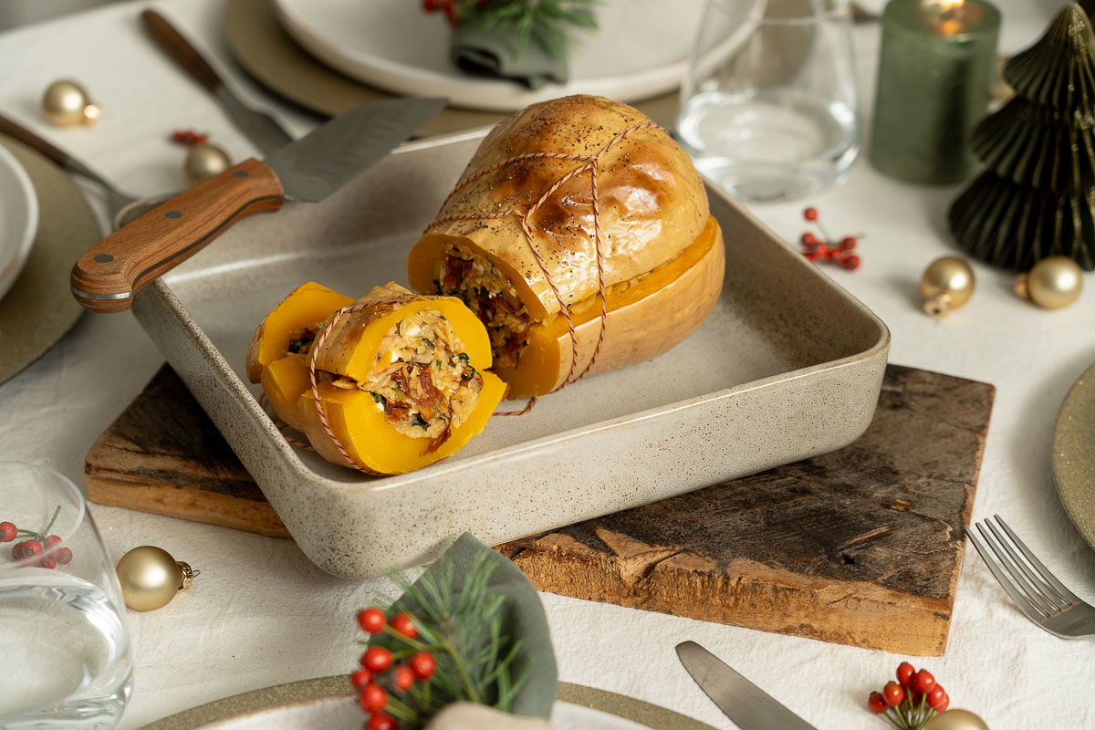 Gevulde Pompoenrollade Met Orzo, Walnoten En Feta