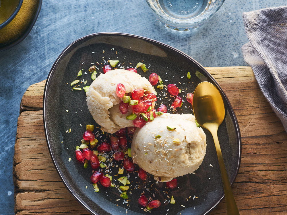 Bananenijs Met Rozenwater En Pistache