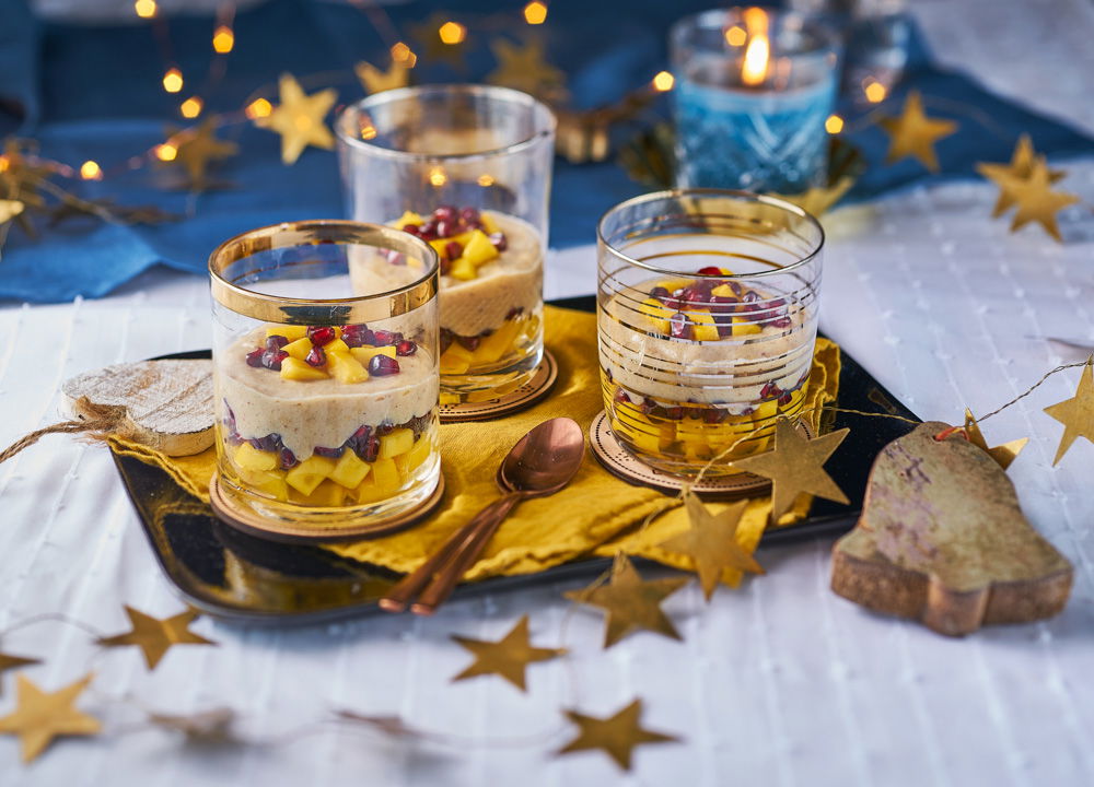 Vanillecustard Met Mango En Granaatappel