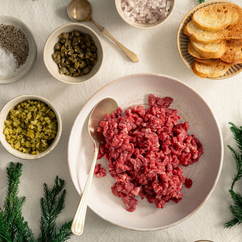 Steak tartaar bereid aan tafel