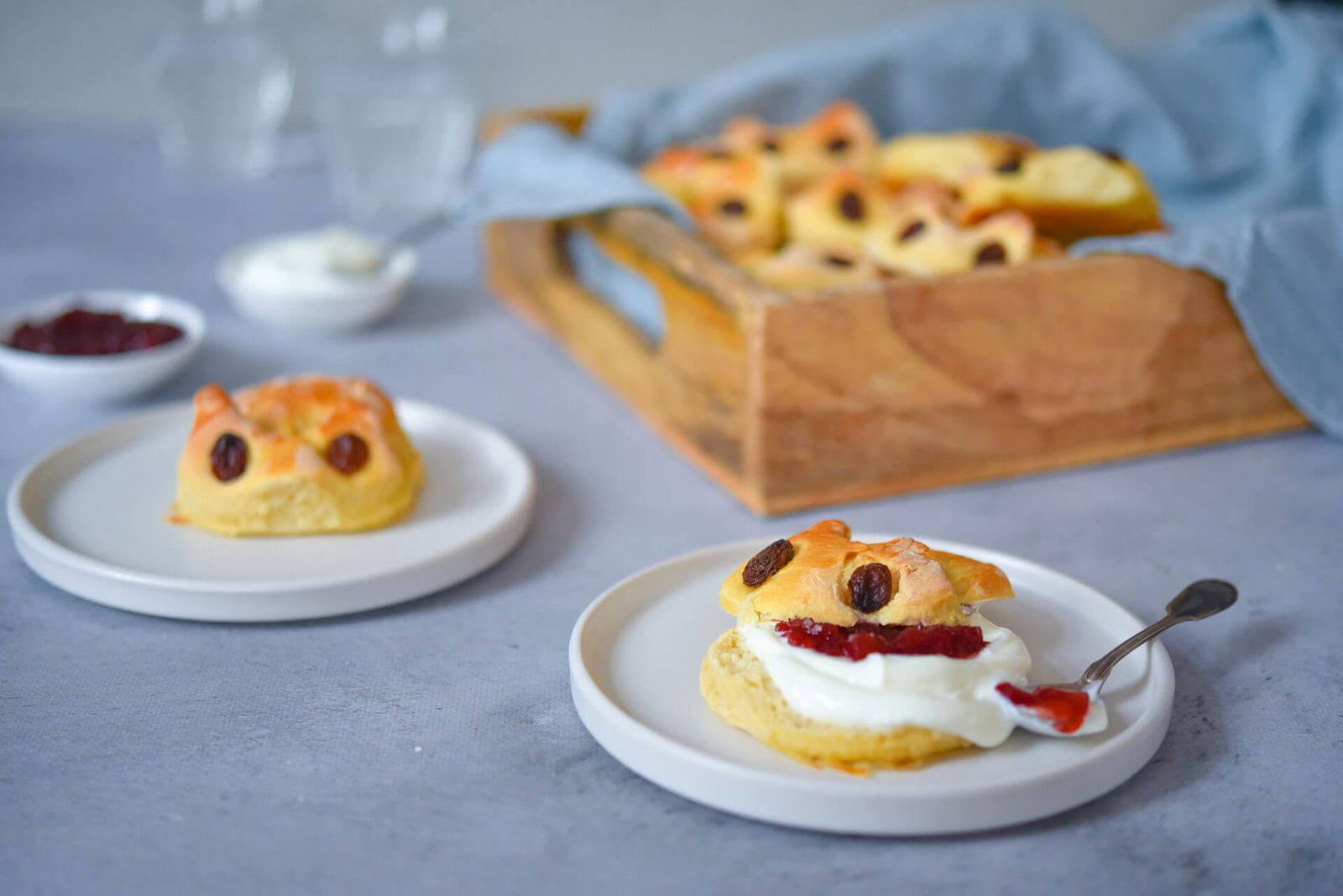 Zoete paashaasbroodjes