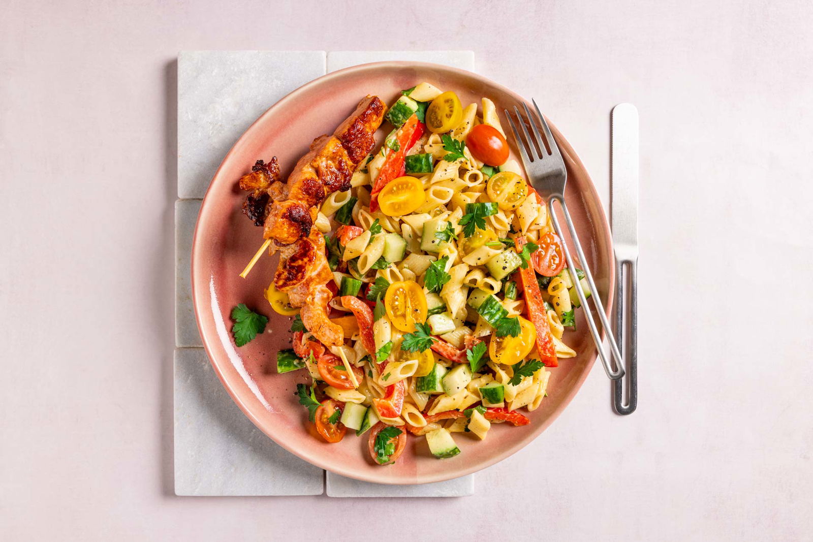 Kipdijsate Met Een Frisse Salade 02