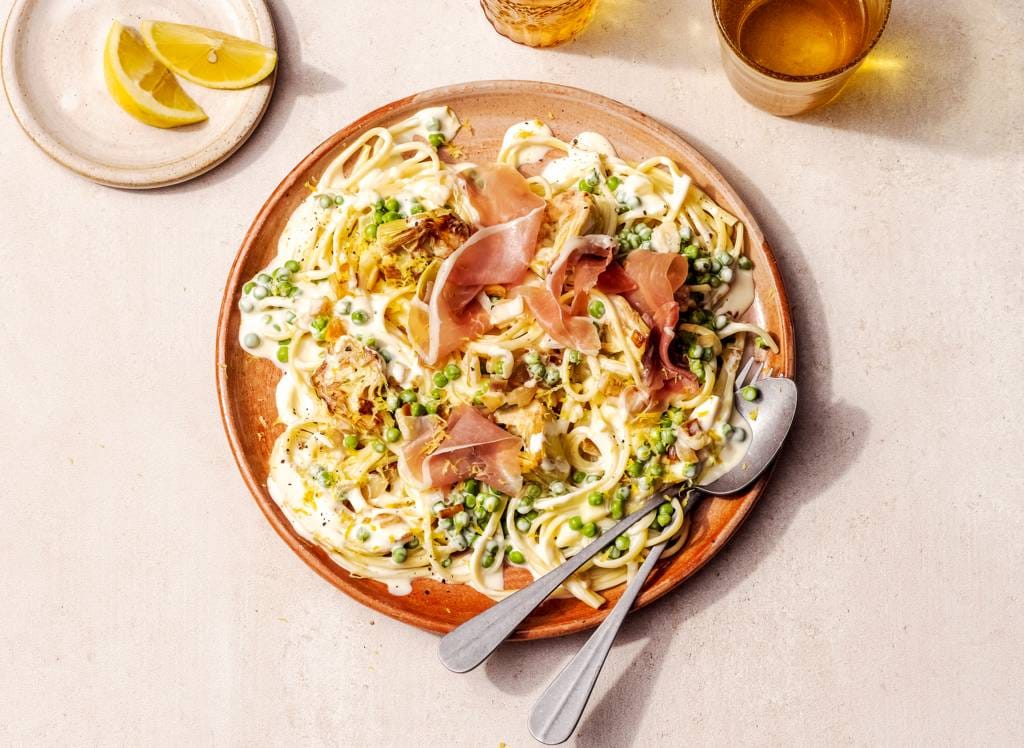 Romige linguine met brie, artisjok en parmaham