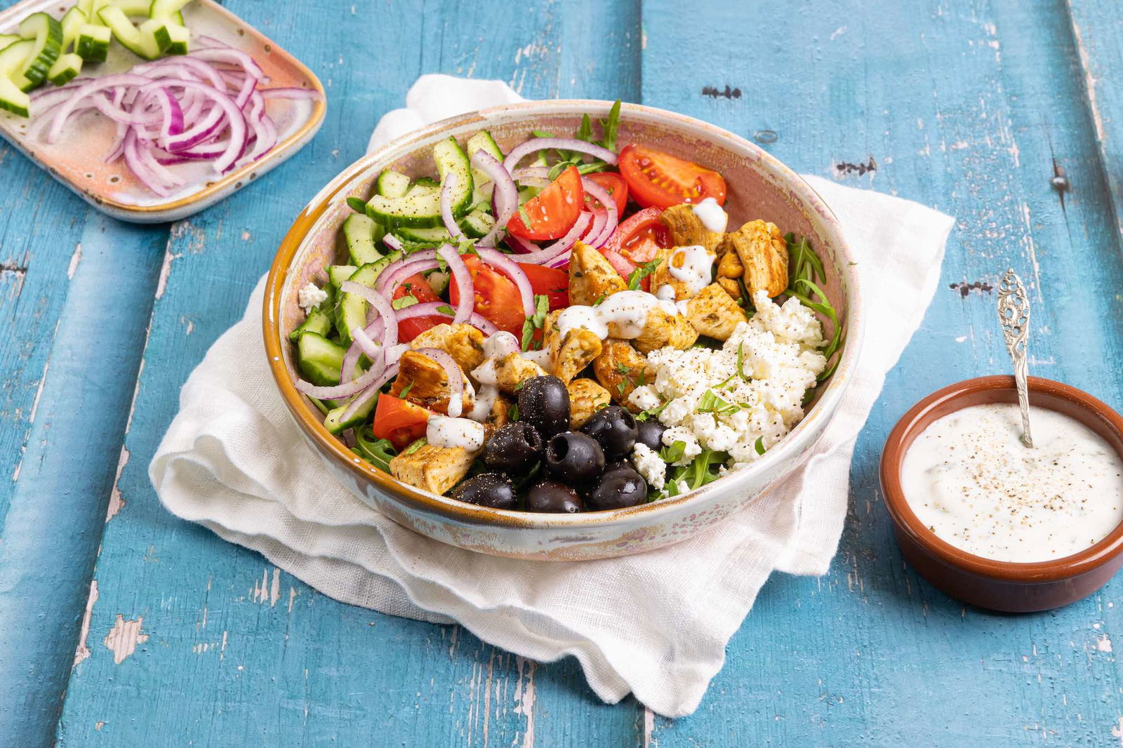 Griekse Maaltijdsalade Met Kip 1