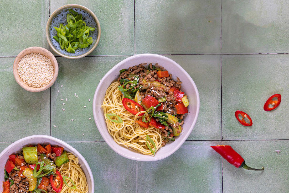 Pittige beef noedels