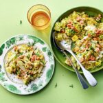 Aardappelsalade met asperges, prei en Hollandse garnalen