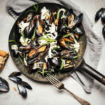 Mosselen met crème fraîche en verse dragon