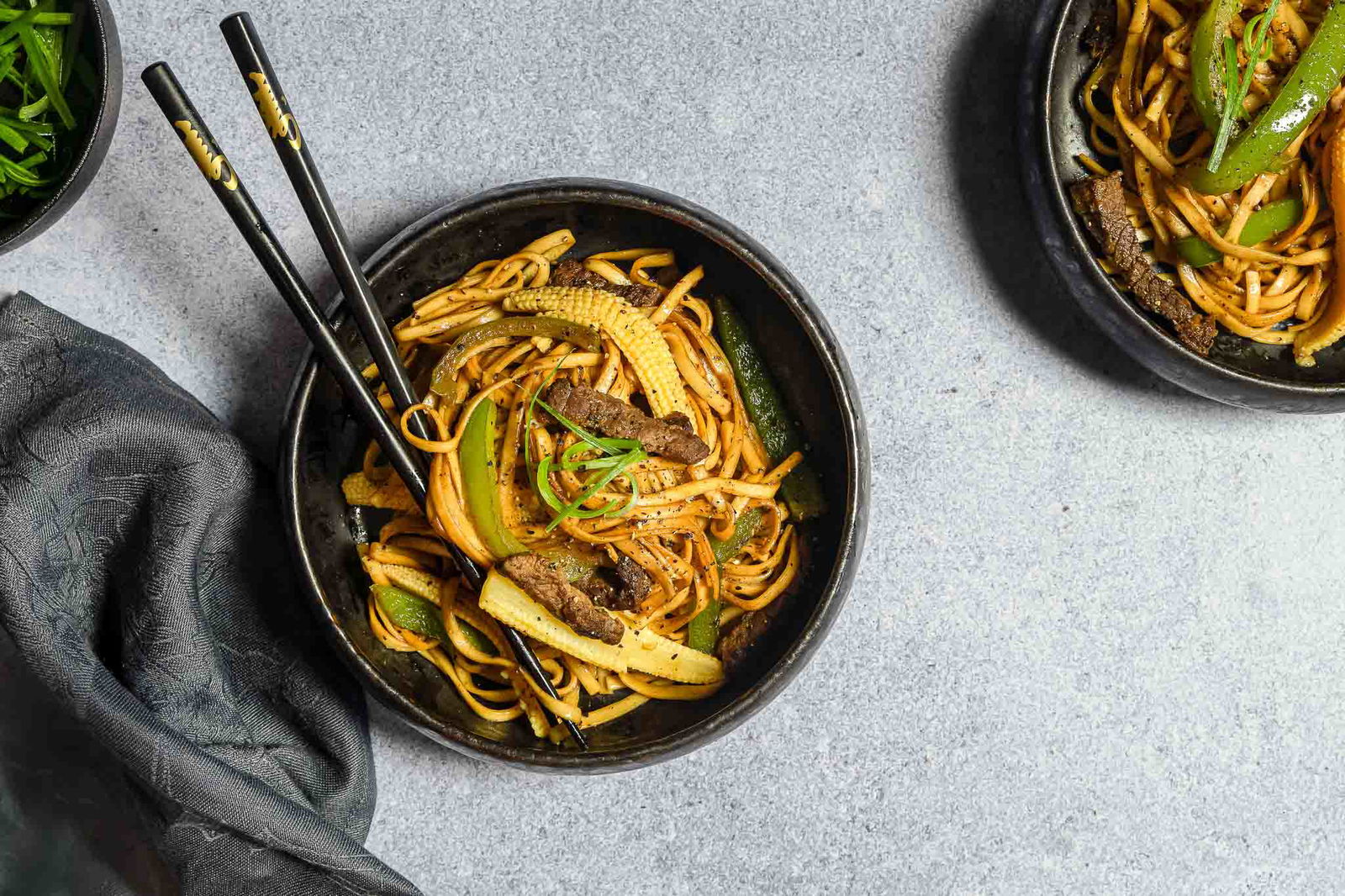 Black Pepper Beef Noodles