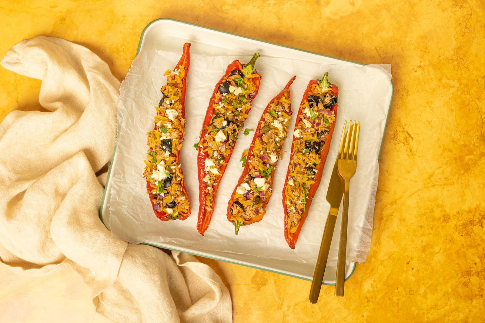 Gevulde puntpaprika met tonijn