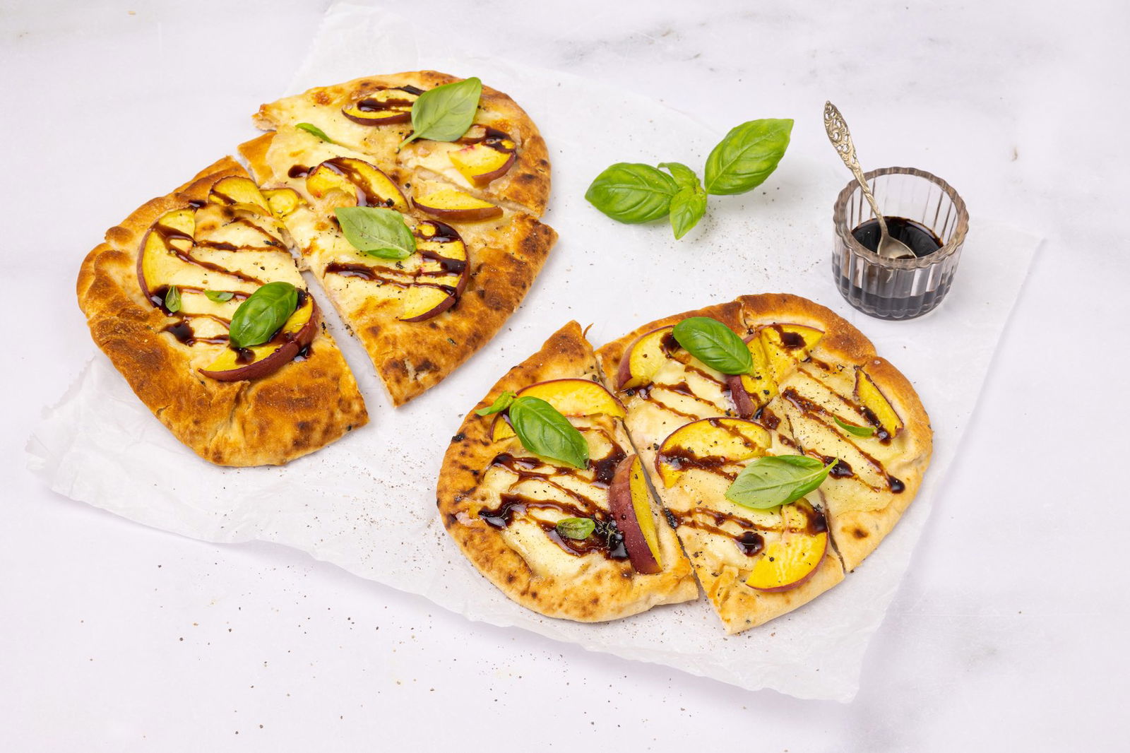 Naan Met Perzik En Balsamico 1