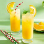Romige advocaatcocktail met sinaasappel