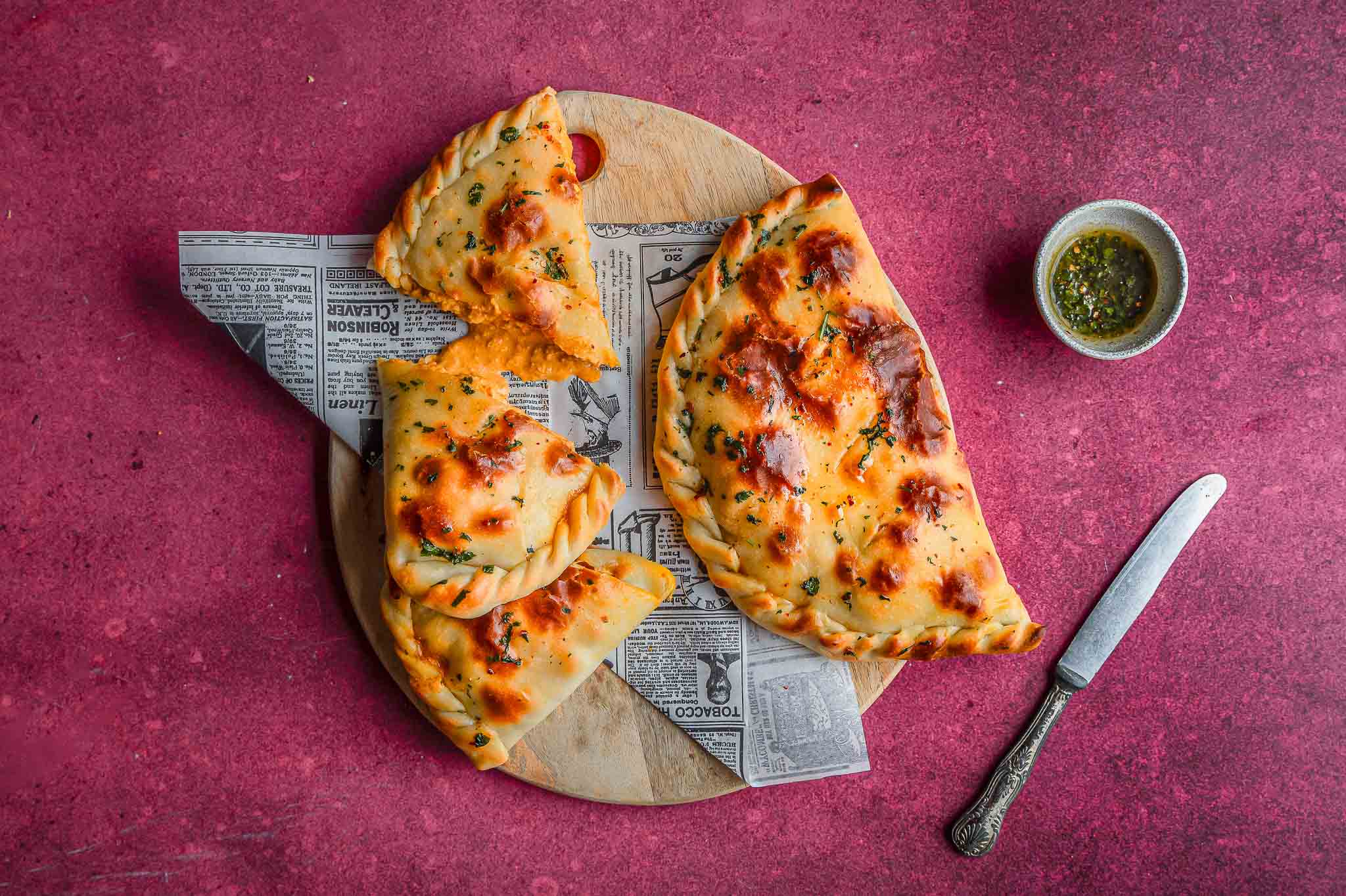 Butter Chicken Calzone Liggend Low Res