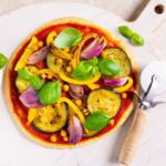 Bloemkoolpizza met geroosterde groenten