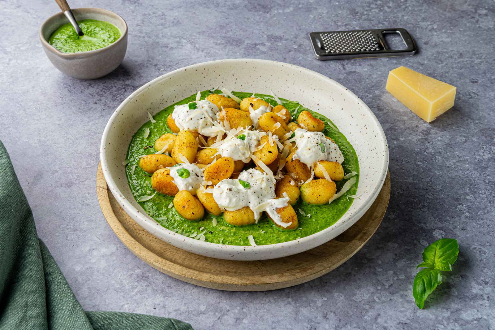 Krokante Gnocchi Met Groene Saus