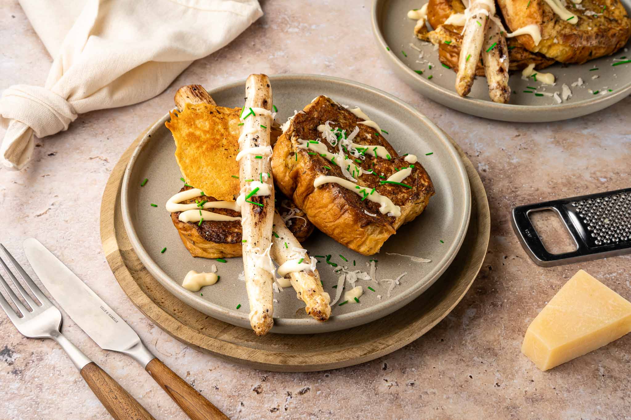 Hartige Wentelteefjes Met Asperges En Parmezaanse Kaas Krokantje1