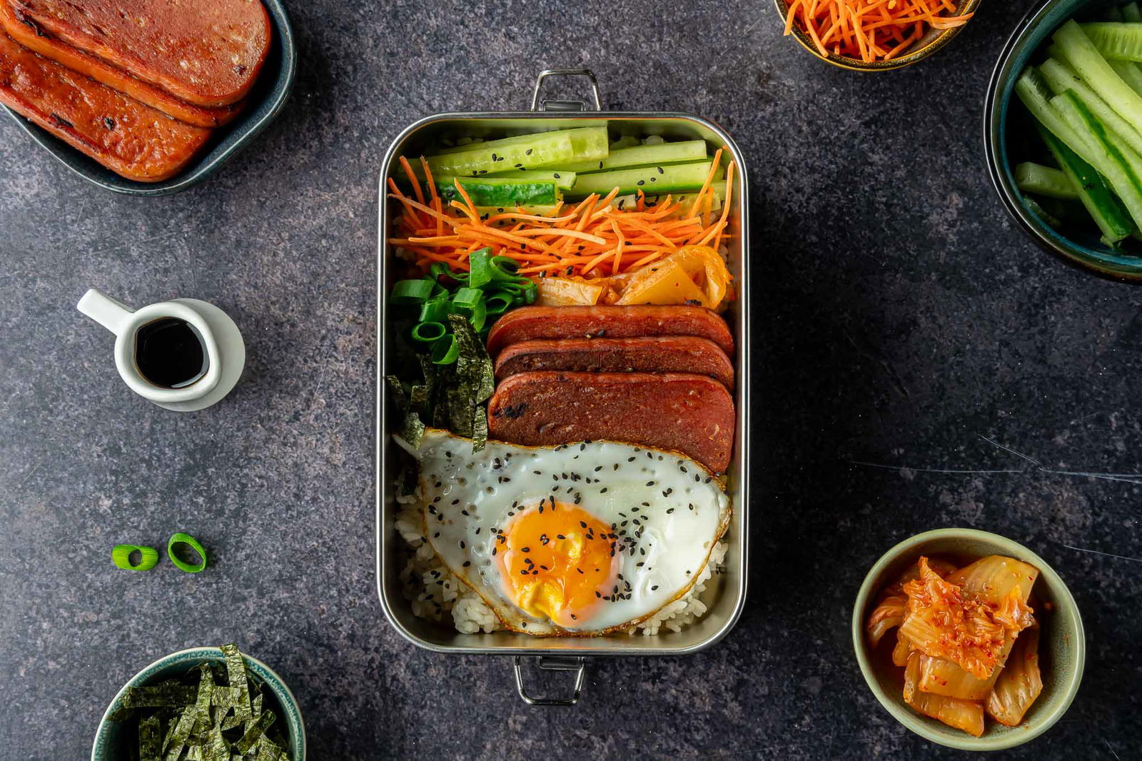 Shake Your Lunchbox1