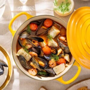 Goedgevulde visstoof