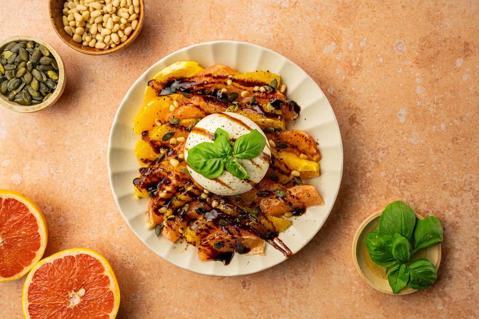 Sinaasappel Grapefruit Carpaccio Met Burrata