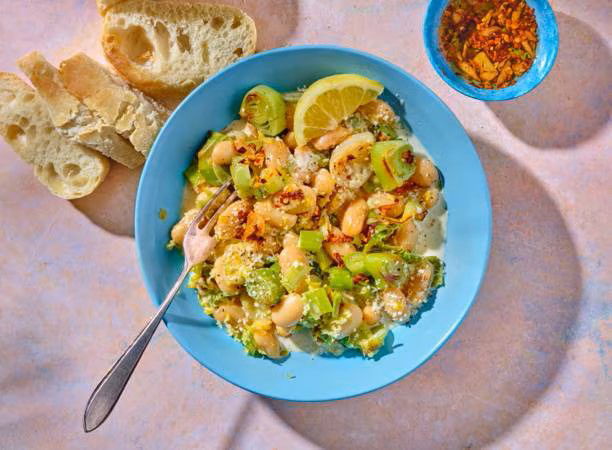 Limabonen-preistoof met kaas en knoflookolie