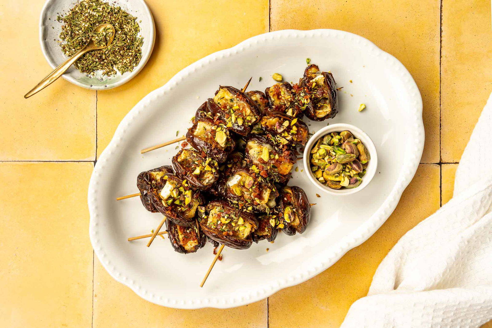 Gevulde dadels van de BBQ